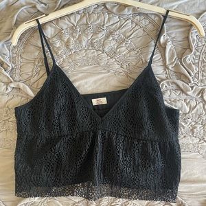 Aritzia little moon size M black lace top